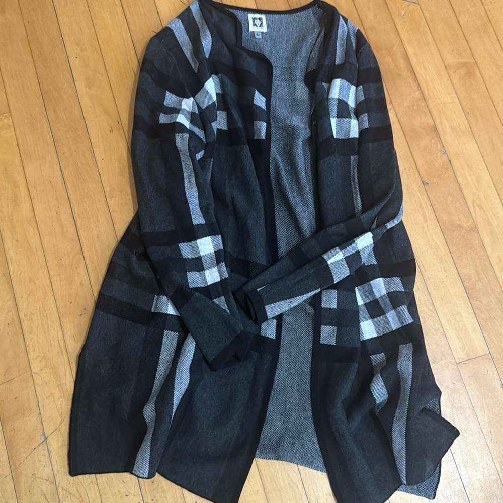 Long cardigan perfect for fall